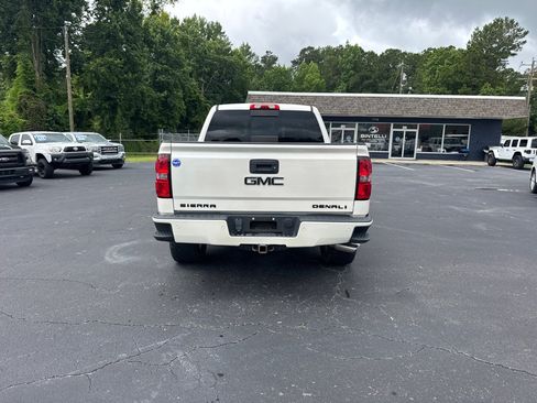 Used 2015 GMC Sierra 1500 Denali w/ Driver Alert Package AWD/4WD image 4
