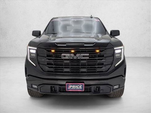 Used 2024 GMC Sierra 1500 Elevation AWD/4WD image 2