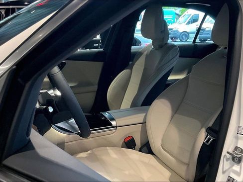 New 2026 Mercedes-Benz C 300 4MATIC Sedan image 7