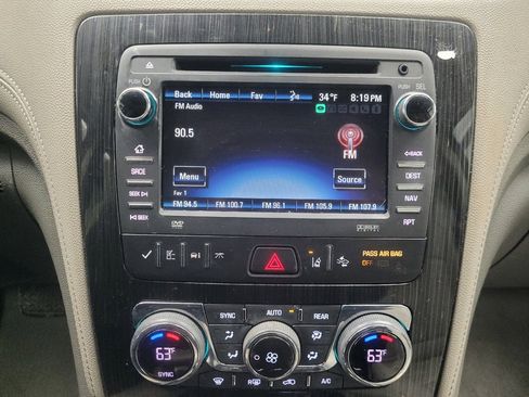 Used 2017 Chevrolet Traverse Premier AWD/4WD image 25