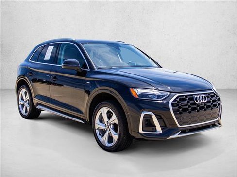 Certified 2023 Audi Q5 2.0T Premium Plus w/ Premium Plus Package AWD/4WD image 3