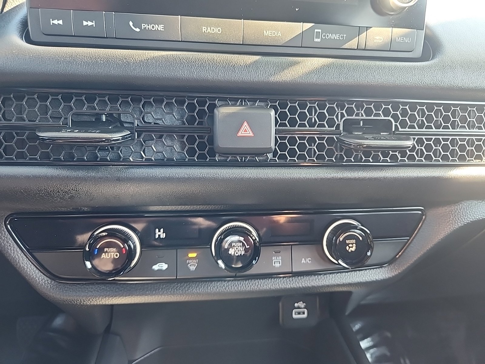 Used 2024 Honda HR-V LX image 20