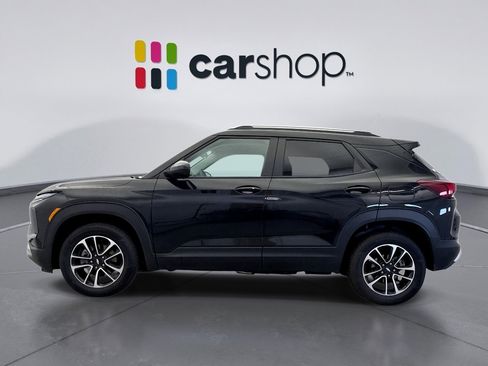 Used 2025 Chevrolet TrailBlazer LT AWD/4WD image 2