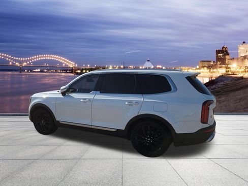 Used 2020 Kia Telluride SX w/ Towing Package FWD image 3