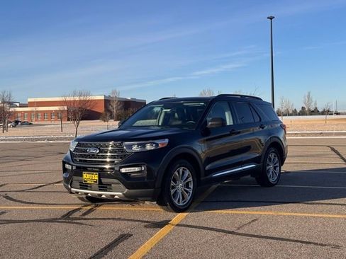 Used 2023 Ford Explorer XLT w/ Equipment Group 202A image 39