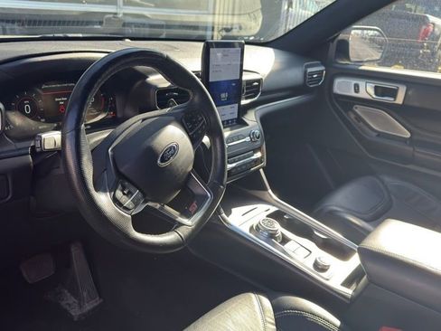 Used 2020 Ford Explorer ST w/ ST High-Performance Pack image 9