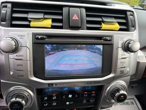 Used 2018 Toyota 4Runner Limited AWD/4WD image 21