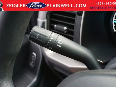 Used 2023 Ford F150 XLT w/ XTR Package image 26