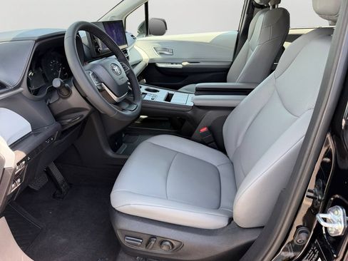 Certified 2025 Toyota Sienna XLE w/ XLE Plus Package AWD/4WD image 16