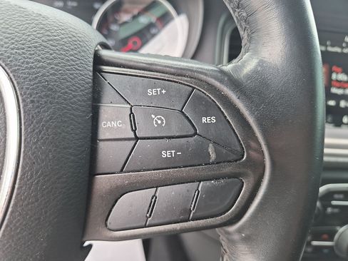 Used 2023 Dodge Charger SXT w/ Cold Weather Package RWD image 18