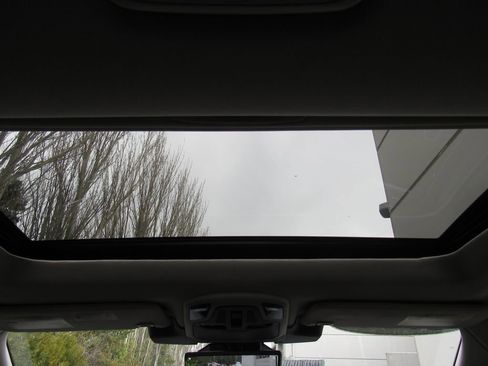 Used 2024 Subaru Outback Touring XT w/ Popular Package #2 image 29