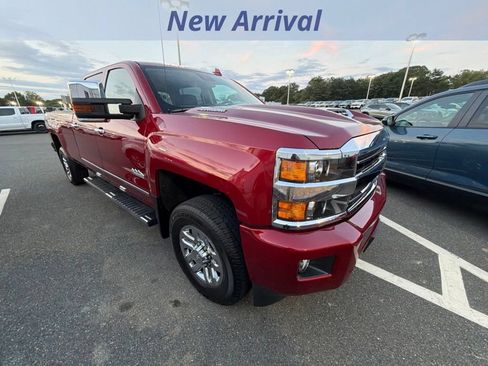 Used 2019 Chevrolet Silverado 3500 High Country w/ Duramax Plus Package AWD/4WD image 2