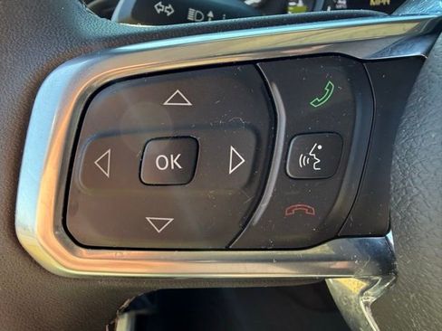 Used 2025 Jeep Wrangler Unlimited Sahara w/ Safety Group AWD/4WD image 15