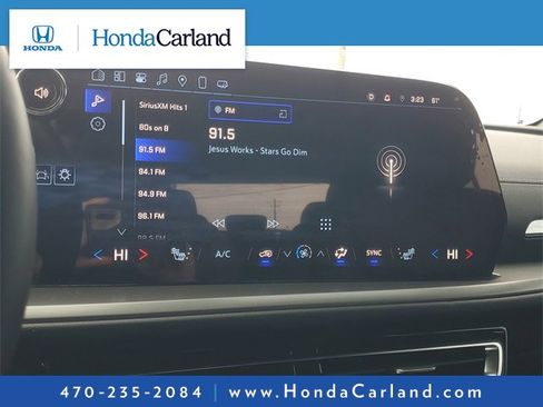 Used 2025 Chevrolet Traverse LT w/ Midnight/Sport Edition image 18