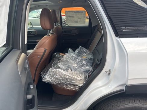 New 2025 Ford Bronco Sport Outer Banks w/ Outer Banks Tech Package+ image 31