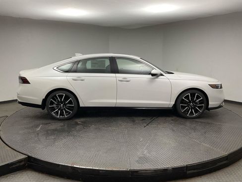 New 2026 Honda Accord Touring image 8