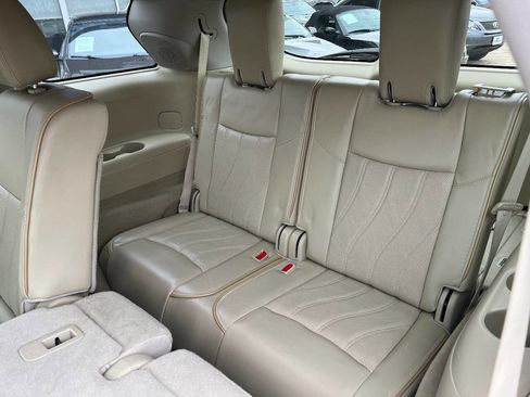 Used 2013 INFINITI JX35 AWD w/ Cargo Pkg image 23