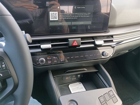 Certified 2026 Kia Sportage EX image 24