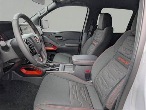 New 2025 Nissan Frontier PRO-4X image 12