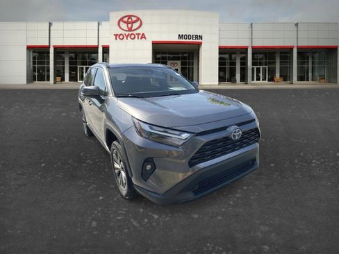 Certified 2023 Toyota RAV4 XLE Premium image 3