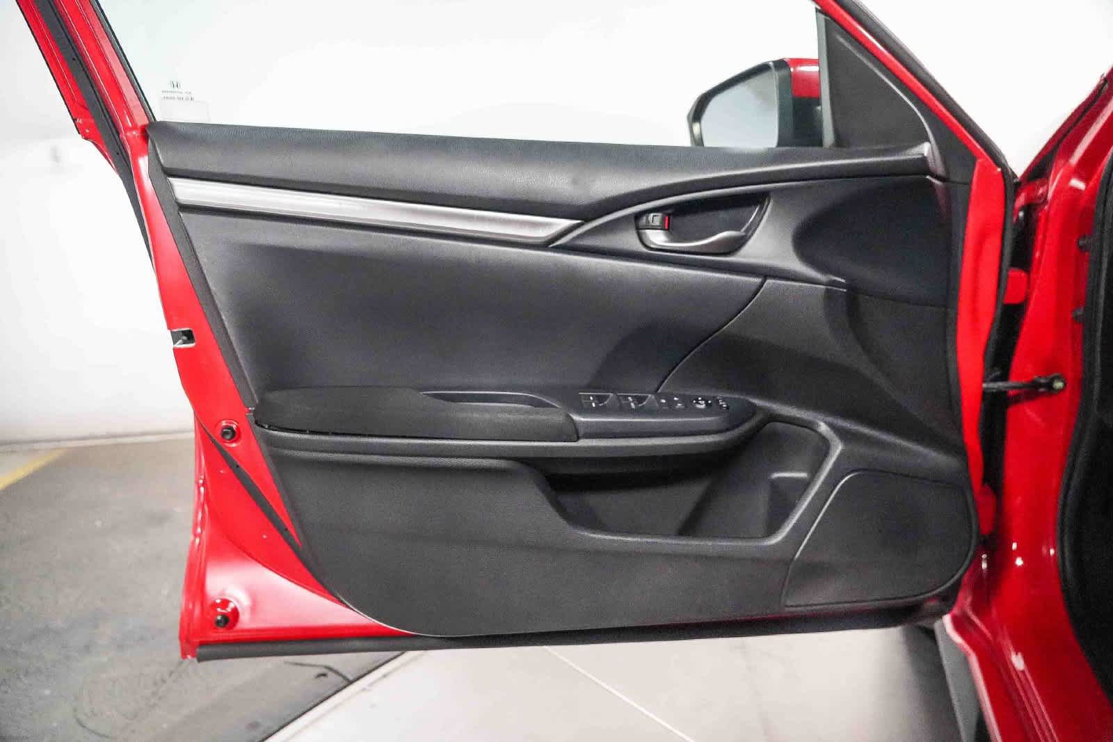 Used 2017 Honda Civic Sport image 20