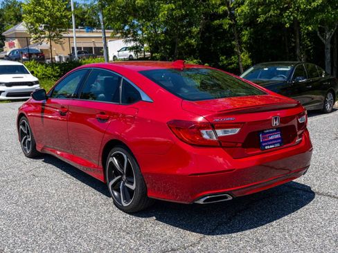 Used 2018 Honda Accord Sport image 4