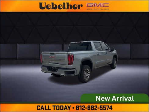 Used 2023 GMC Sierra 1500 AT4 w/ AT4 Premium Package AWD/4WD image 6