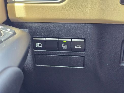 Used 2018 Lexus NX 300h AWD w/ Comfort Package image 36