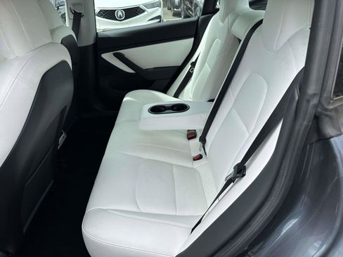 Used 2020 Tesla Model 3 Long Range image 19