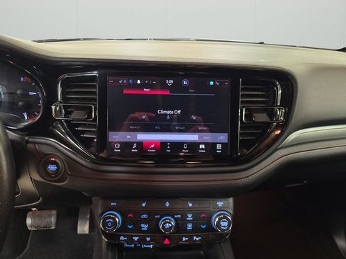 Used 2025 Dodge Durango GT AWD/4WD image 21