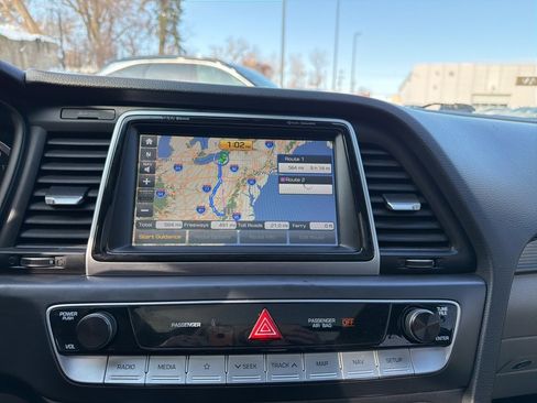 Used 2018 Hyundai Sonata Limited w/ Ultimate Package 07 image 27