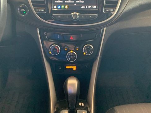 Used 2019 Chevrolet Trax LT w/ LT Convenience Package AWD/4WD image 6