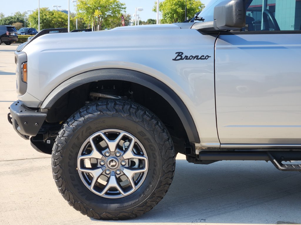 Used 2024 Ford Bronco Badlands AWD/4WD image 9