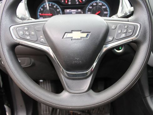 Used 2020 Chevrolet Equinox LS image 11