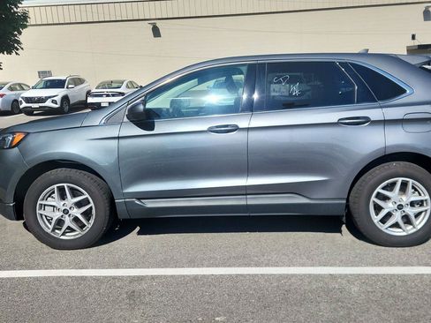 Used 2024 Ford Edge SEL AWD/4WD image 8