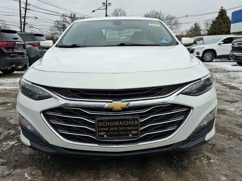 Used 2019 Chevrolet Malibu LT image 2