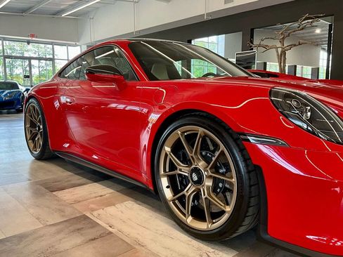 Used 2022 Porsche 911 GT3 image 8