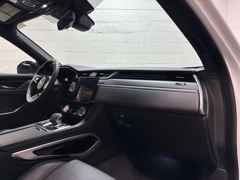 Used 2023 Jaguar F-PACE S AWD/4WD image 31