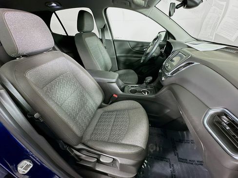 Used 2023 Chevrolet Equinox LT image 36