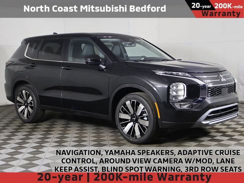 New 2026 Mitsubishi Outlander SE FWD image 1
