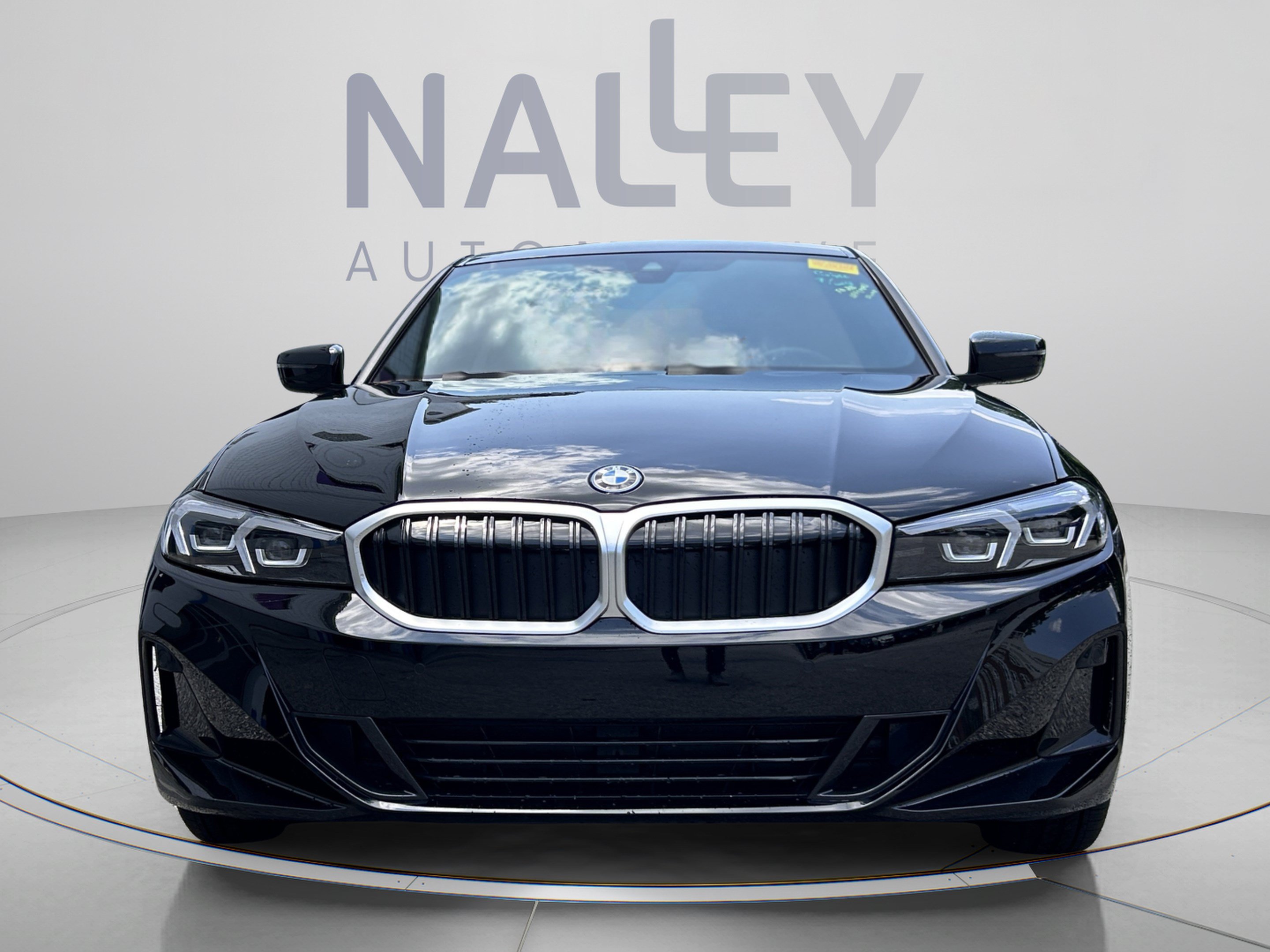 Used 2024 BMW 330e w/ Convenience Package RWD image 1