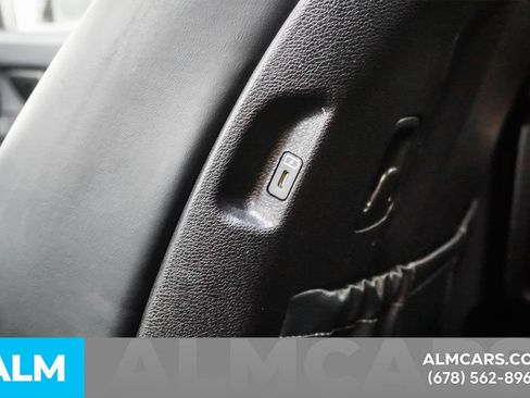 Used 2025 Kia Telluride S FWD image 59
