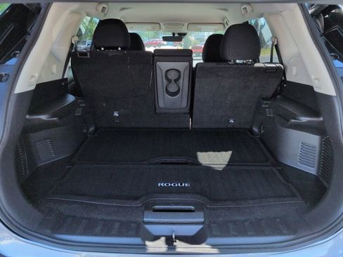 Certified 2019 Nissan Rogue SV AWD/4WD image 13