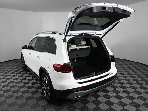 Certified 2021 Mercedes-Benz GLB 250 4MATIC image 31