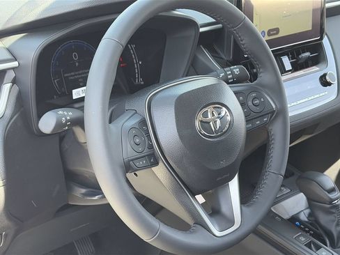 New 2026 Toyota Corolla Cross LE FWD image 12