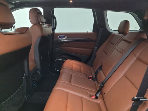 Used 2019 Jeep Grand Cherokee Summit w/ Platinum Series Group AWD/4WD image 18