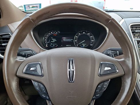 Used 2016 Lincoln MKX Reserve w/ Technology Package image 17