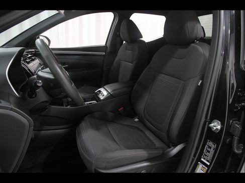 Certified 2024 Hyundai Santa Cruz SEL FWD image 5