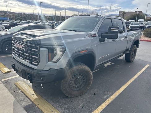 Used 2024 GMC Sierra 2500 AT4X w/ AT4X AEV Edition image 2