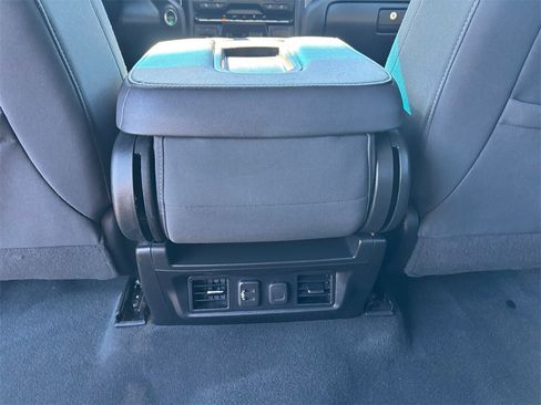 Used 2021 Chevrolet Silverado 1500 LT w/ Texas Edition Plus image 24